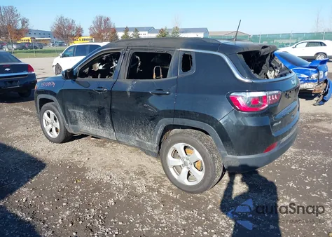 2019 Jeep Compass Latitude 4X4 from USA, damaged, VIN 3C4NJDBB3KT629198